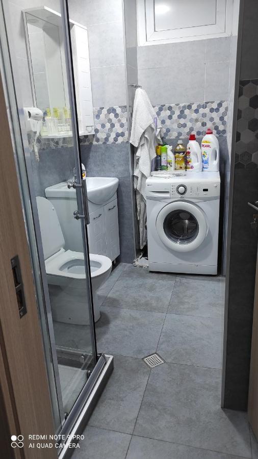 Family Apartament Lägenhet Tbilisi Exteriör bild